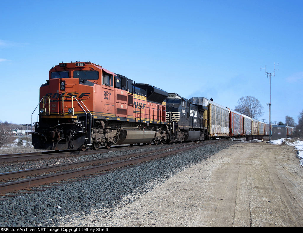 BNSF 8511